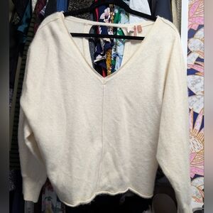 Anthropologie Pilcro VNeck 100% Cashmere Sweater